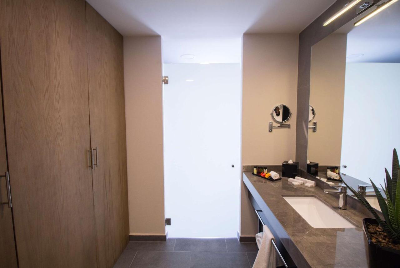 Tryp By Wyndham San Luis Potosi Hotel & Suites Esterno foto
