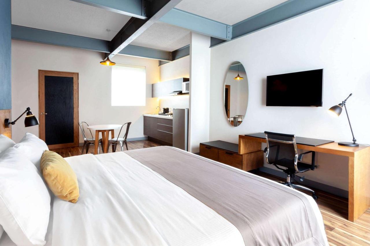 Tryp By Wyndham San Luis Potosi Hotel & Suites Esterno foto