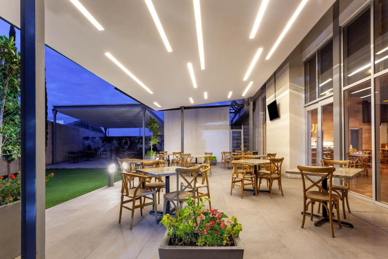 Tryp By Wyndham San Luis Potosi Hotel & Suites Esterno foto